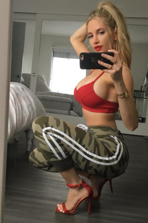 Индивидуалка Карина