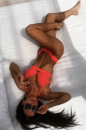 Индивидуалка Ксения на фото яяя