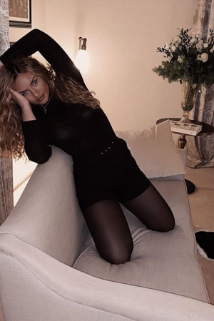 Индивидуалка Андела