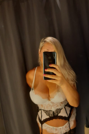 Индивидуалка Мэри