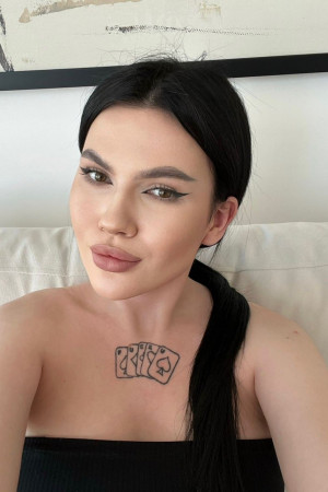 Индивидуалка Лалли